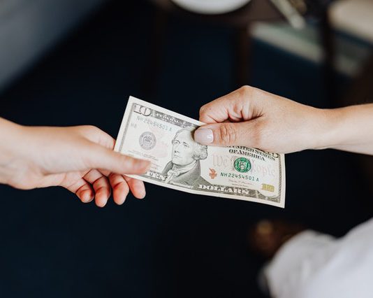 מדוע כל כך כדאי לתת תרומה היום? תרומה