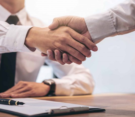 ברכה והצלחה: הספר שידריך אתכם בצורה פשוטה איך למכור ולהצליח בענק