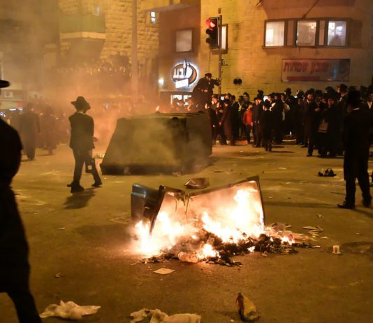 בליל שבת: בקבוק תבערה לעבר בית היהודי בשייח ג’ארח הפגנות חרדים