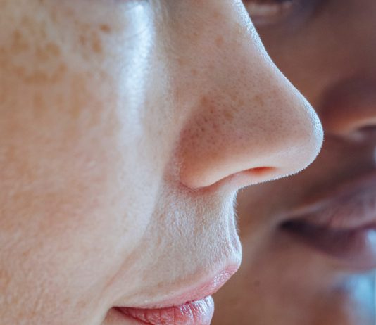 ספר השיאים של גינס הכריז על האיש עם האף הכי ארוך בעולם – והוא לא משלנו