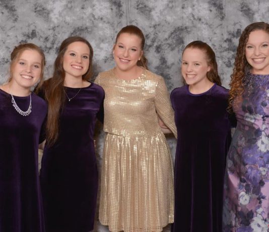 שירות משפחתי: חמש אחיות – שירות לאומי במקום אחד