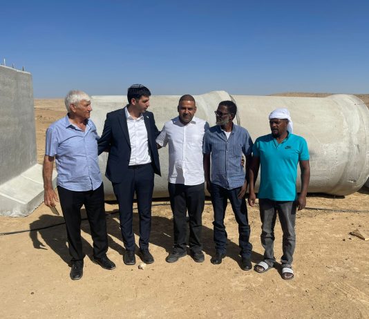 השר שלמה קרעי אצל בני שבט אל גורעאן