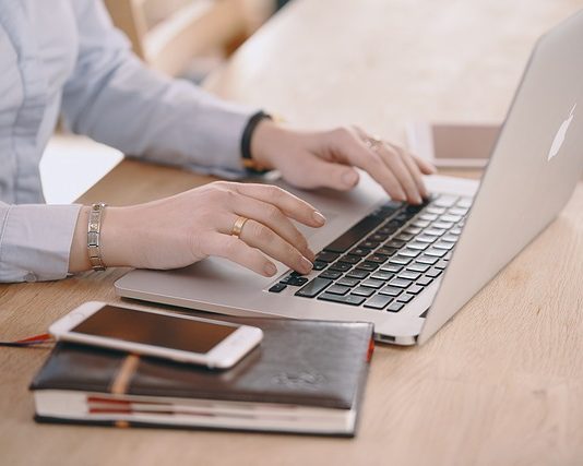 הכנת מצגת לבת/בר מצווה – טיפים שימושיים