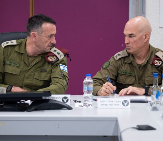 צה"ל מאשר: אלוף פיקוד הצפון אורי גורדין נפצע בלבנון אלוף פיקוד צפון אורי גורדין