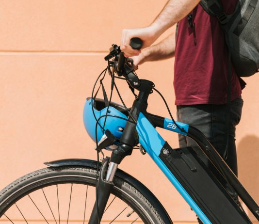 איך לקבל תוצאות של רכב ב-10% מהעלות עם אופניים חשמליים ריידר (והחישוב שמשכנע את כולם)