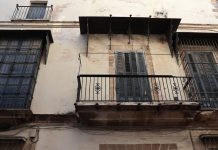 מרפסות בטון ישנות