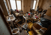 מצוות כיבוד הורים גם לאחר לכתם: איך ניגשים לפינוי דירת ירושה ברגישות וכבוד?