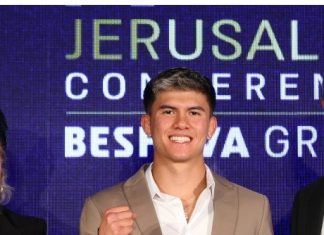 אהבת השם גורדון השתתף בכנס בניו יורק: “אל תתבייש להיות יהודי” אהבת השם גורדון
